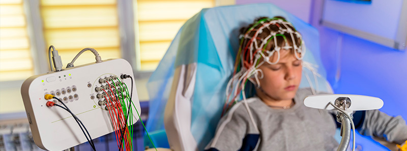 Где сделать электроэнцефалографию ребёнку: как выбрать клинику и не ошибиться